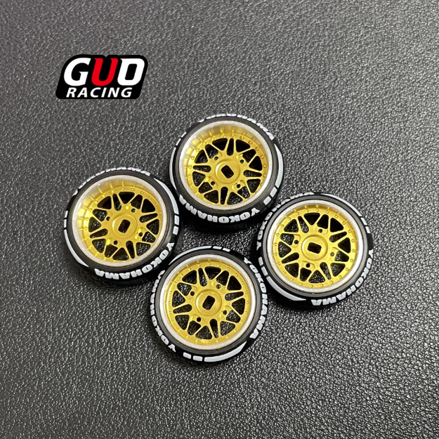 TG 20mm 5-Star Wheel Hub & Drift Tire Combo for 1/24 AWD Mini-Z